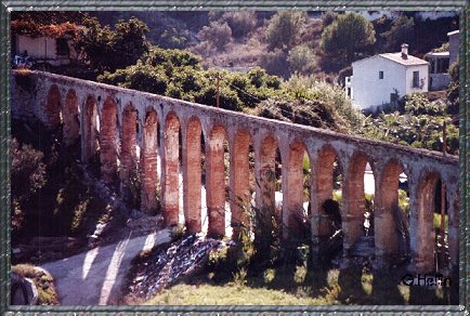Un acueducto